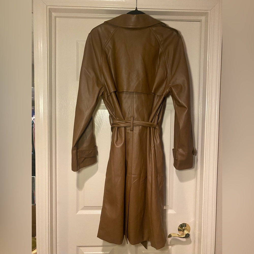 NWT Steve Madden (REVOLVE) Women’s Ilia Trench Coat Faux Leather Dark Brown - Picture 6 of 11